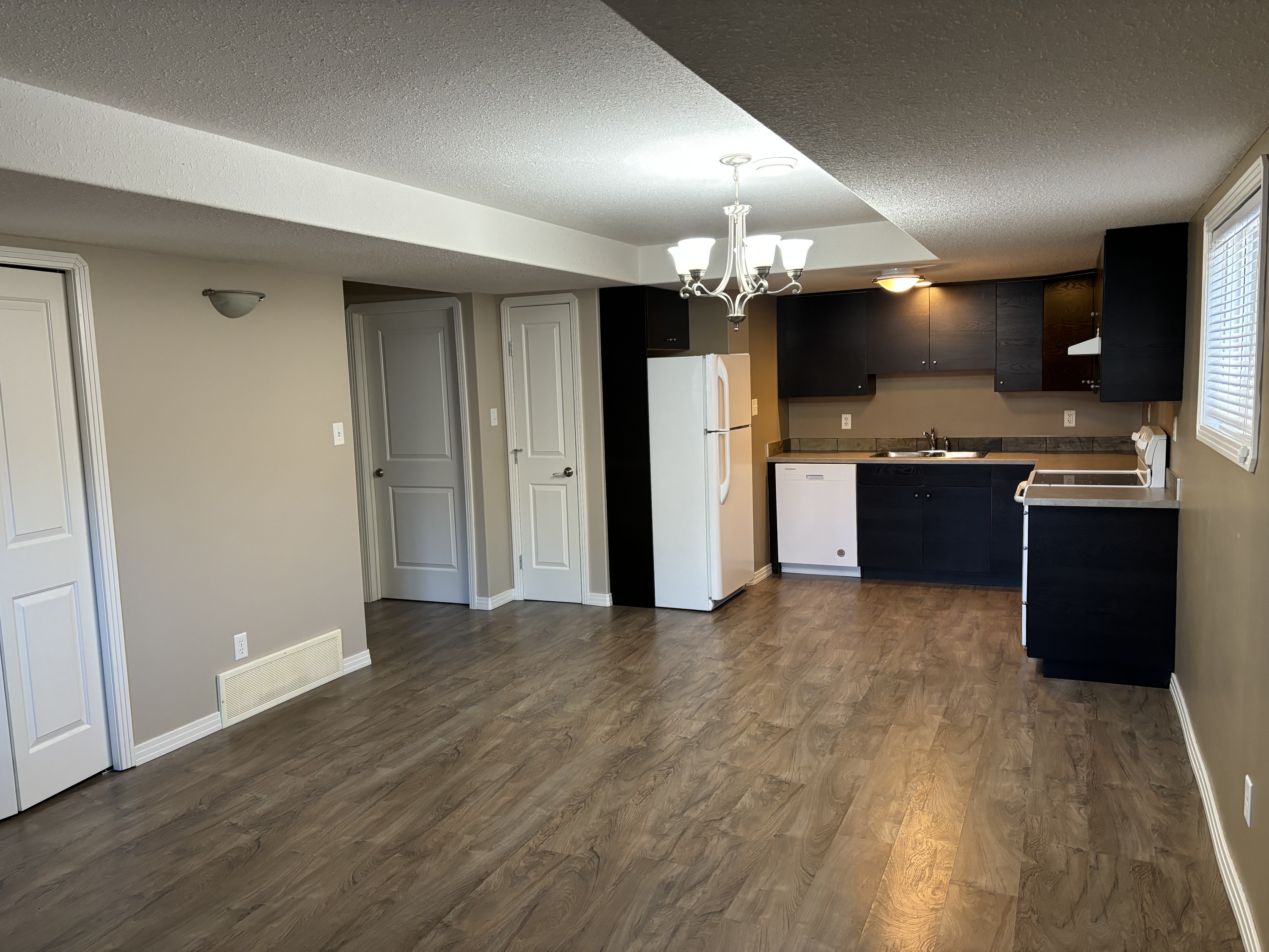Unit B 107 26 Street